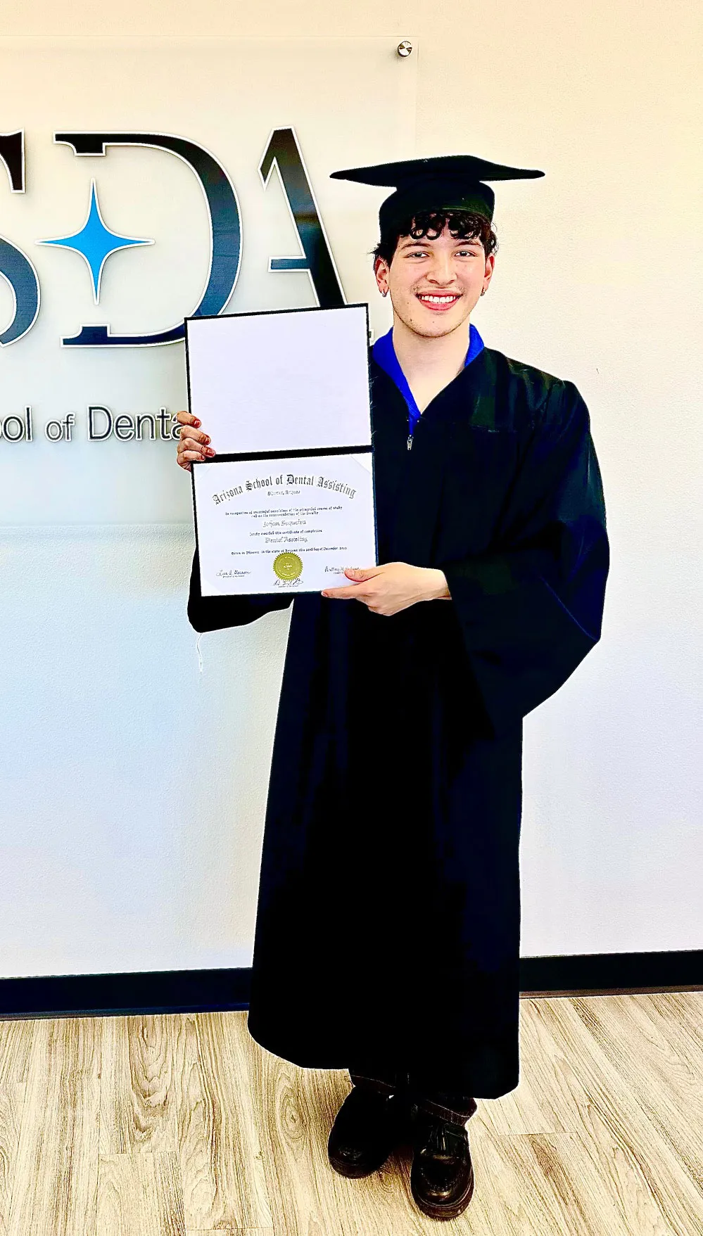 Arizona dental assistant school graduate, 2024